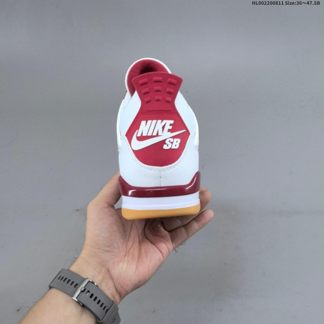 Nike SB x Air Jordan 4 Retro “Varsity Red” 5